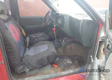 1996 Chevrolet S Truck S10 from USA, damaged, VIN 1GCCS1942T8191946